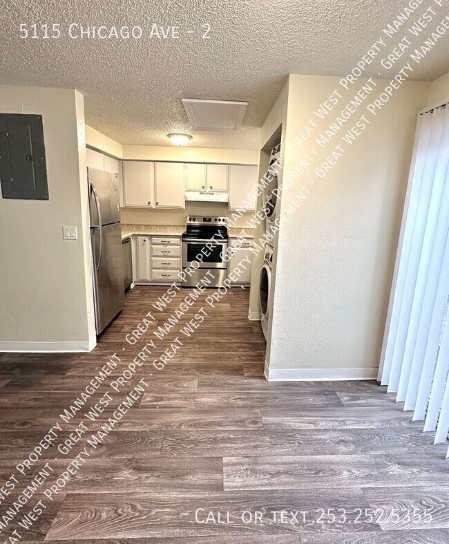 Building Photo - 5115 Chicago Ave SW