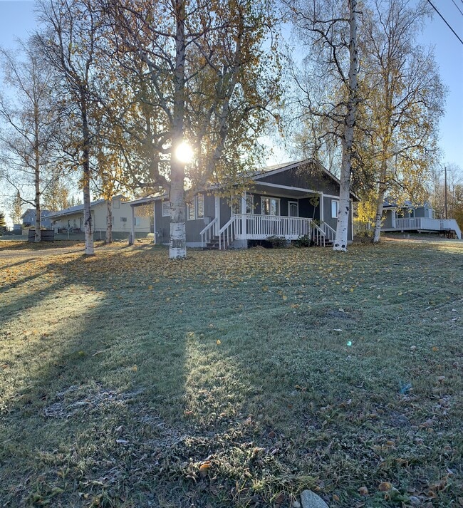Building Photo - 126 E Susitna Ave