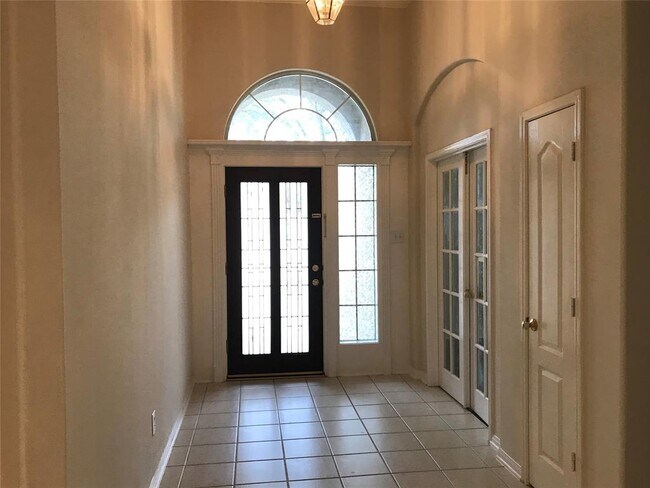 Foto del edificio - 103 Greenridge Cir