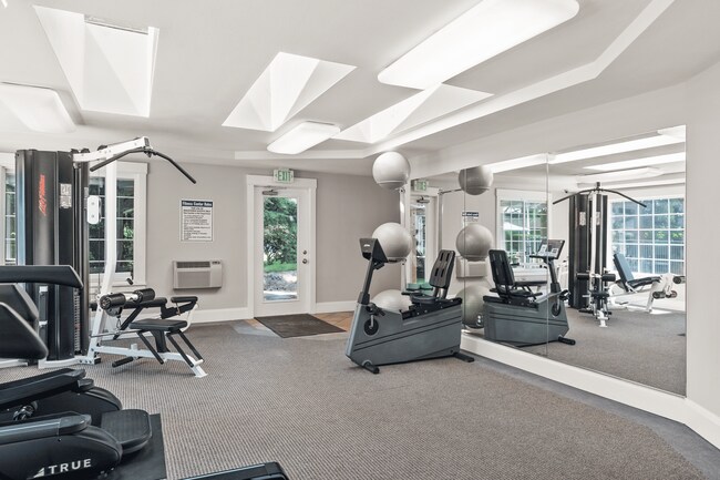 Centro de fitness comunitario - Crossroads at Meridian Apartments