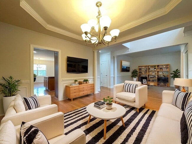 Building Photo - Lovely 5 Bedroom 4 Bathroom Single Family ...