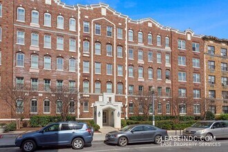 Building Photo - 1451 Park Rd NW