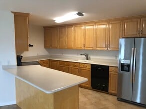 Building Photo - 4048 Keanu St