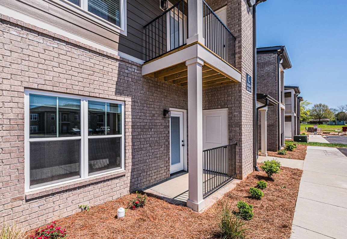 Foto principal - The Pads at W. Madison