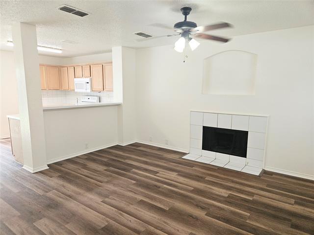 Foto del edificio - 3105 Stonewall Ln