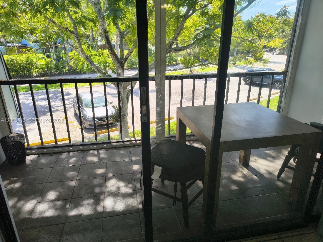 Foto del edificio - 3105 Oakland Shores Dr