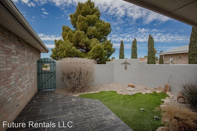 Building Photo - 3 br, 2 bath House - 3356 Robert H Bradley