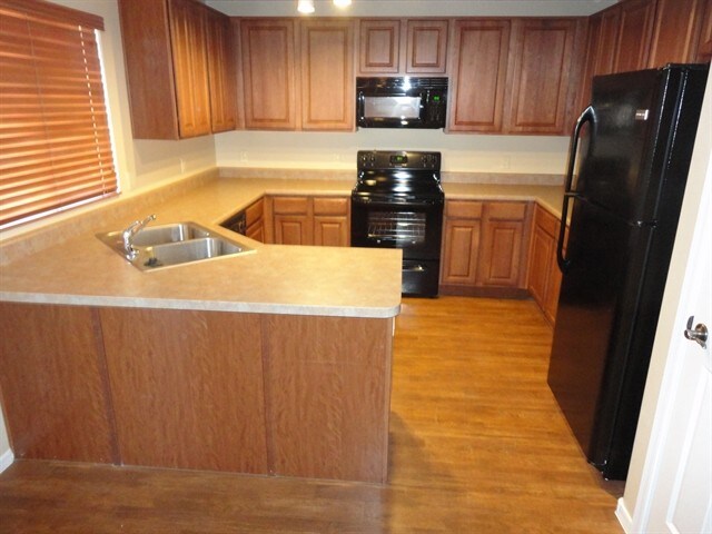 Building Photo - 8530 E Pena Blanca Drive