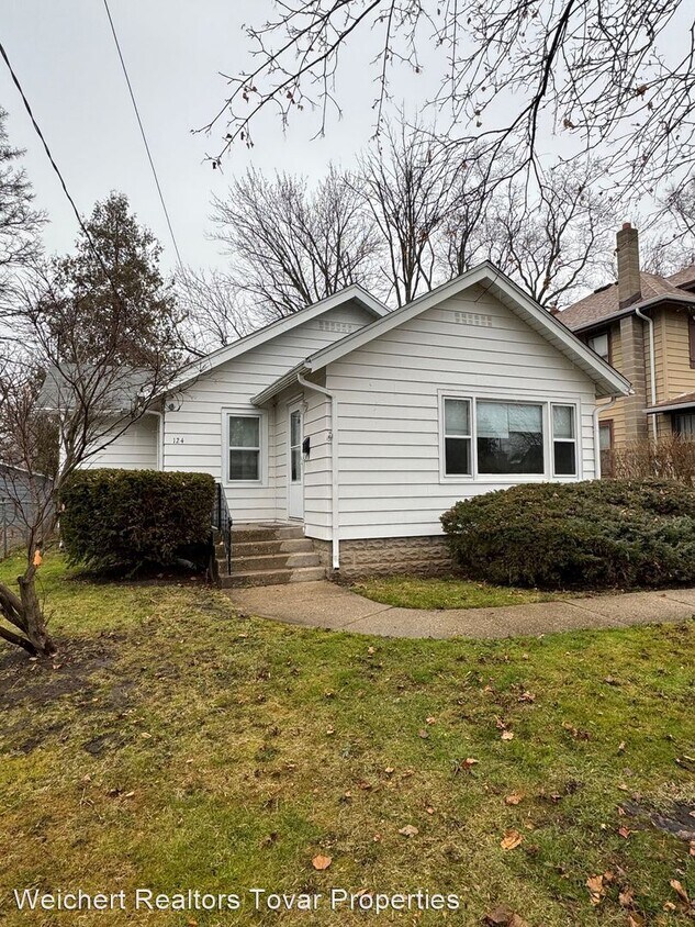 Primary Photo - 2 br, 1 bath House - 124 Grand Blvd