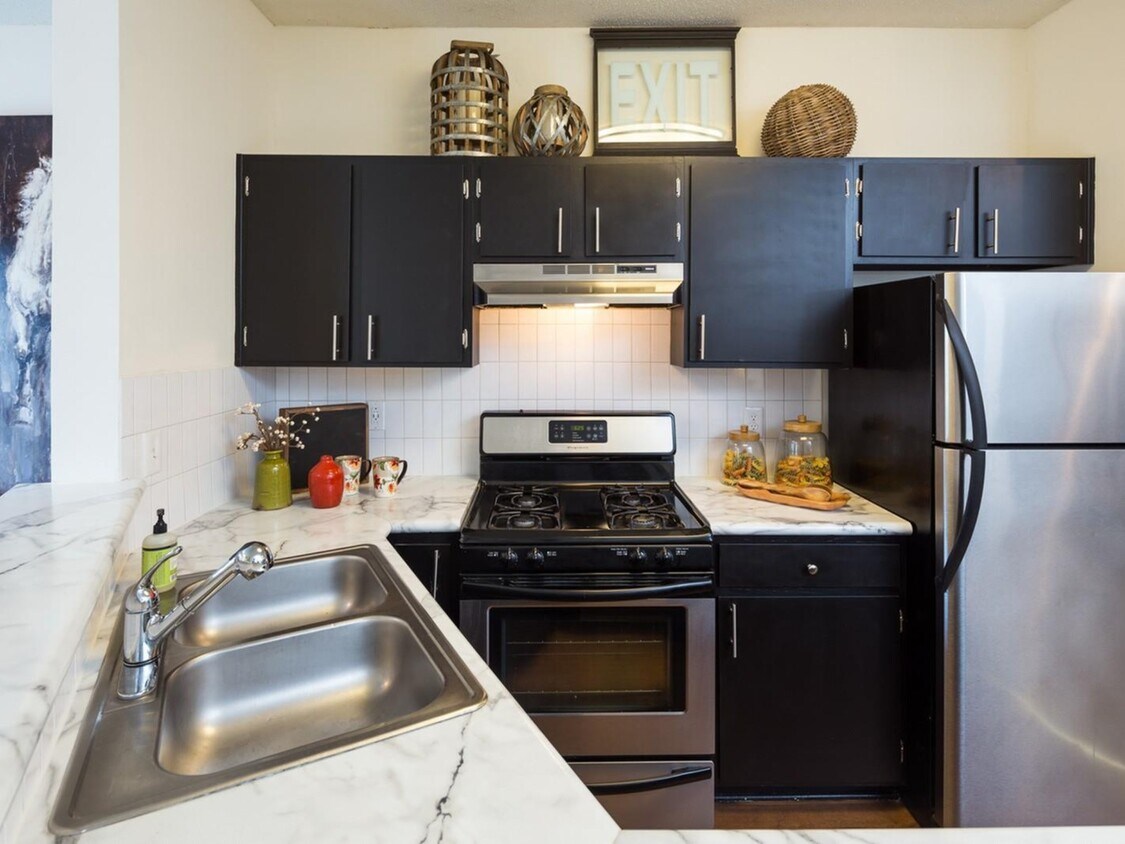 Avana Dunwoody Apartments 10 Gentrys Walk Atlanta, GA