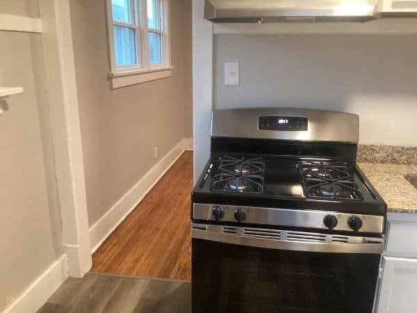 Foto del edificio - 703 W Hanssler Pl