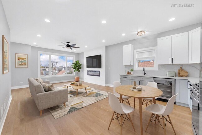 Building Photo - 4942 W Belden Ave