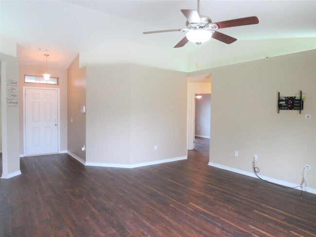 Building Photo - 2172 Las Vegas Trail