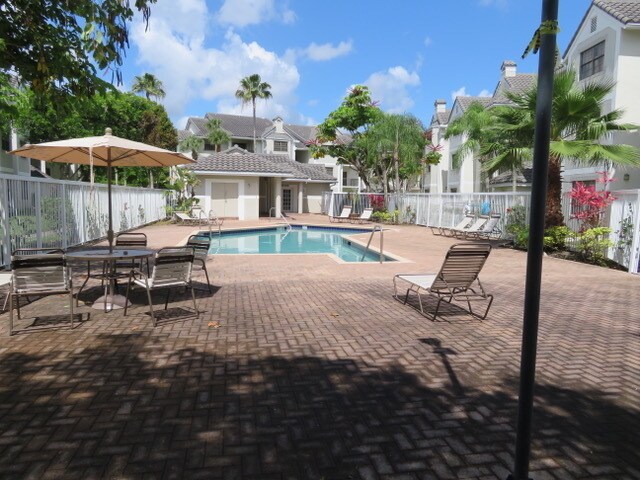 Building Photo - Great unit in Coral Springs