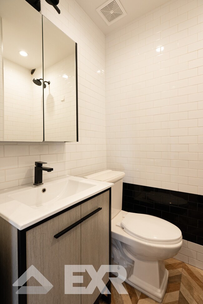 Foto del edificio - 595 Marcy Ave