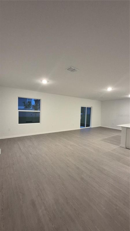 Foto del edificio - 6220 Botticella Blvd