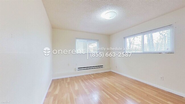 Building Photo - 2 br, 1 bath Duplex - 10631 Aqua Way South -