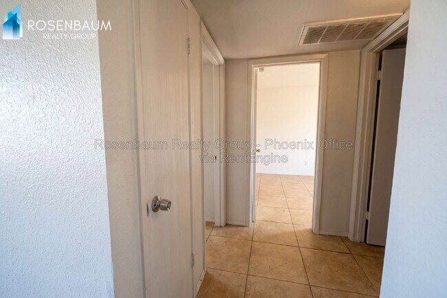 Foto del edificio - 6440 E Alder Ave