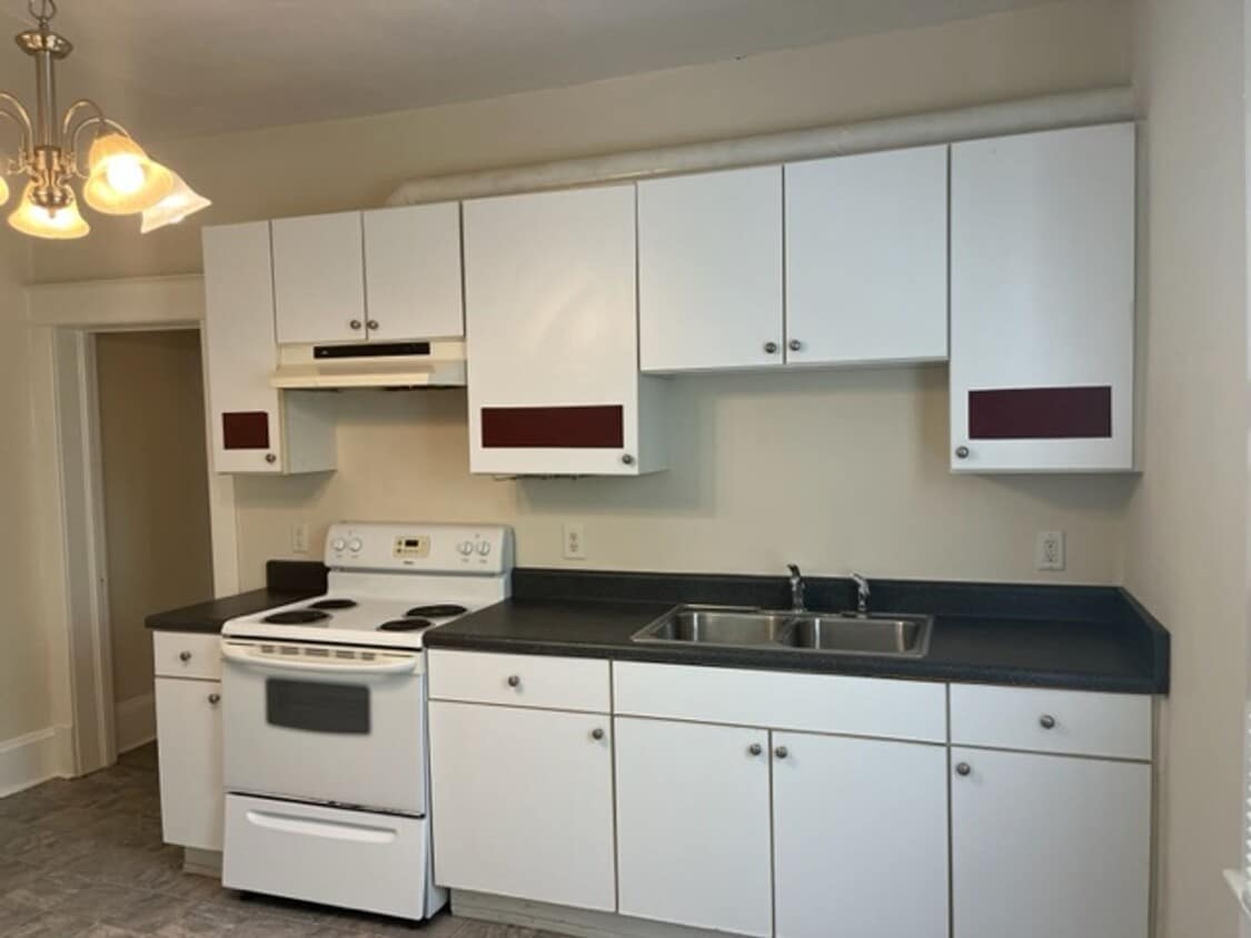 Photo - 100 W. Club Apt A - Available Now!