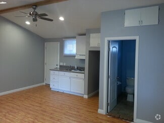 Building Photo - 5317 Ventura Canyon Ave