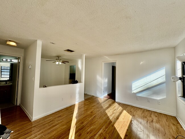 Building Photo - 6047 32nd St N