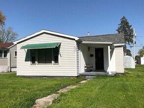 Building Photo - 1514 N McCann St