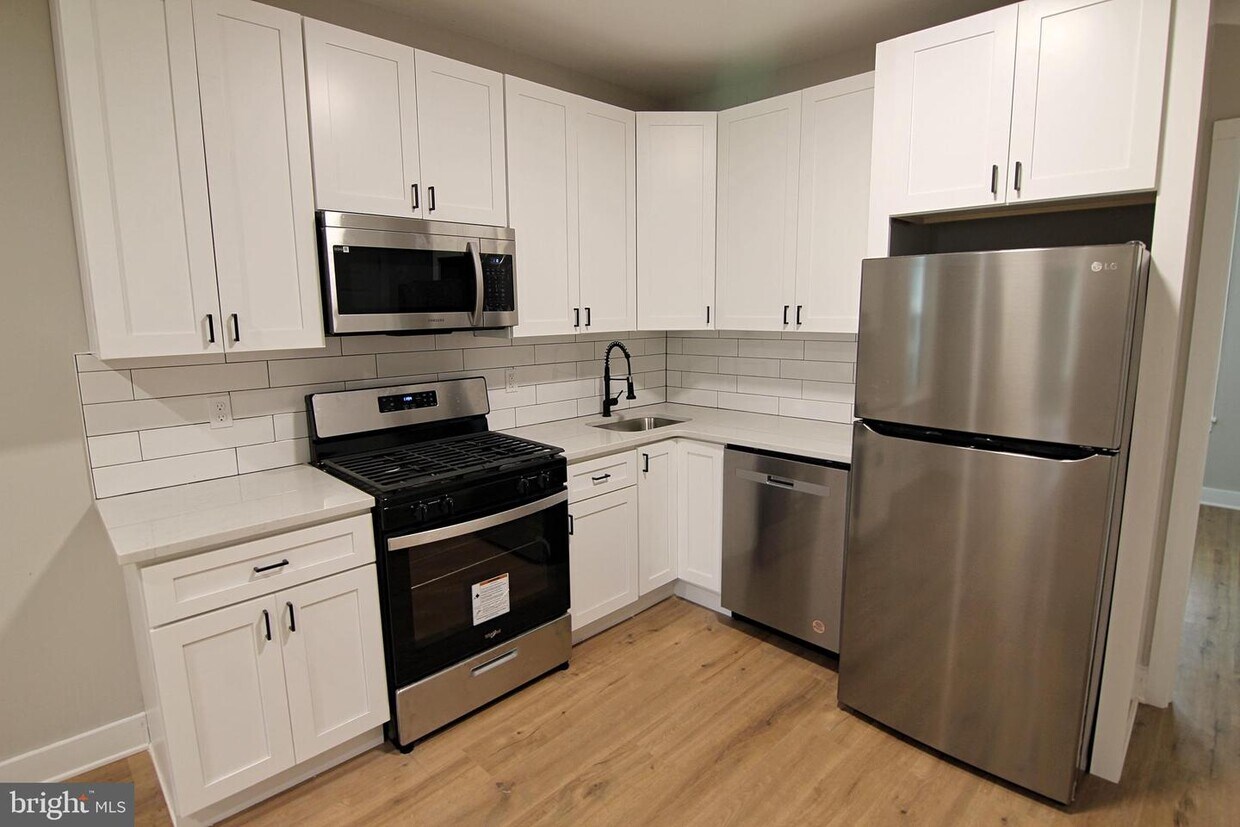 5 W 4th St, Bridgeport, PA 19405 House Rental in Bridgeport, PA