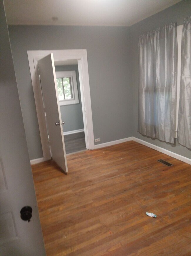 Foto del edificio - 121 Baggett St