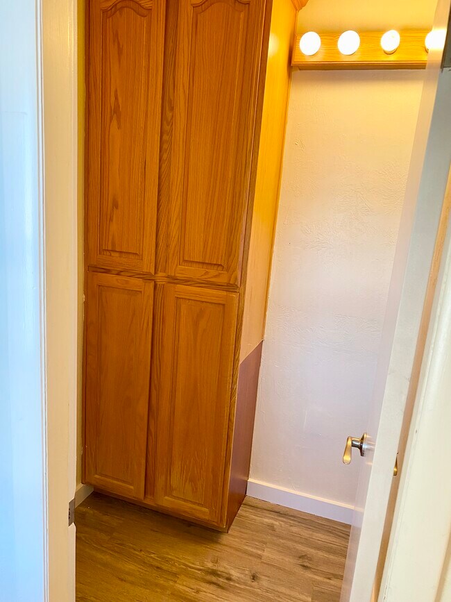 Foto del edificio - 244 S 100 W