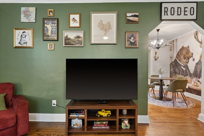 Foto del edificio - 3548 Barwood Cir