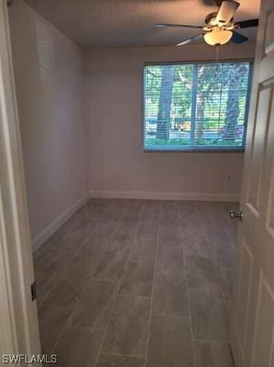 Foto del edificio - 1210 Reserve Way