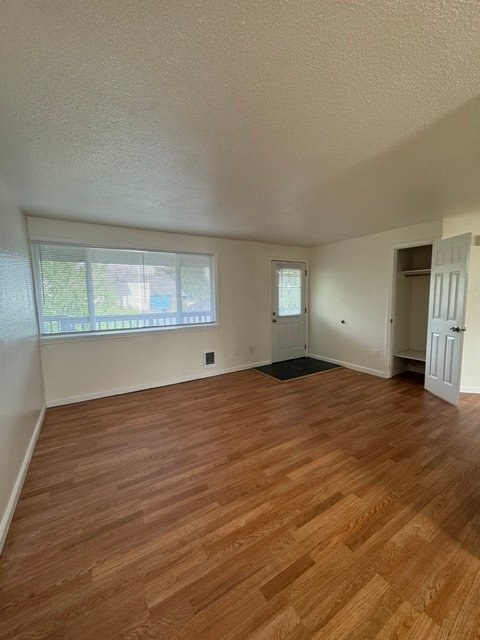 Foto del edificio - 2421 62nd St SE