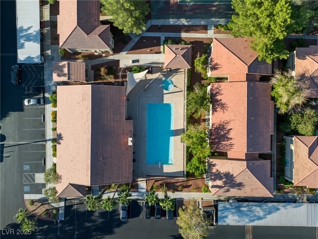 Foto del edificio - 7200 W Pirates Cove Rd