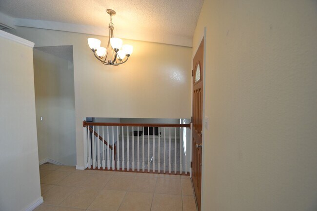 Foto del edificio - 4 Bed 3 Bath w/AC - Coming Soon! - MileSto...