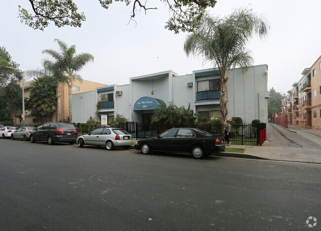 Building Photo - San Mar Terrace
