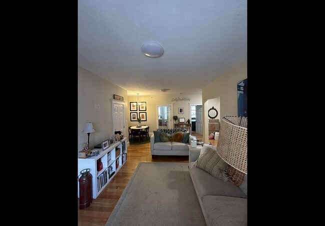 Foto del edificio - 408 Neponset Ave