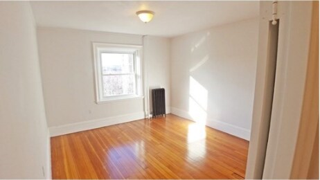 Building Photo - 338 Tappan St