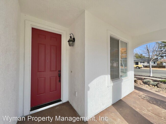 Foto del edificio - 5 br, 3 bath House - 12 Joshua Court