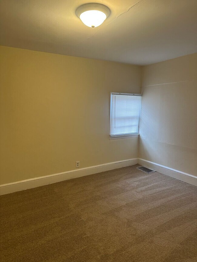 Foto del edificio - 3 Bedroom/1 bath home