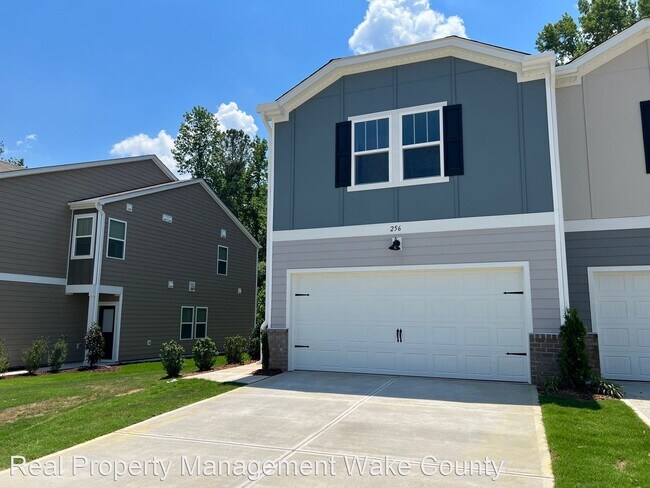 Building Photo - 3 br, 2.5 bath House - 256 Brook Farm Lane