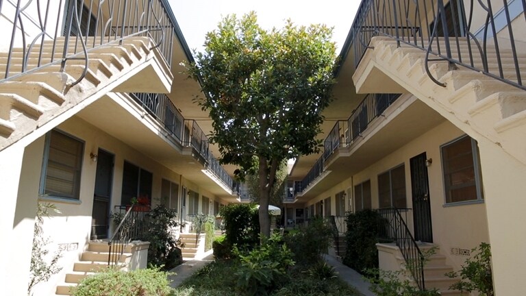 Foto del exterior del edificio - 615-617 Ocean Ave