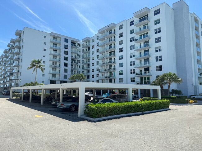 Foto del edificio - 3450 S Ocean Blvd