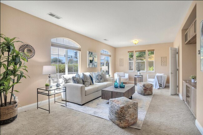 Foto del edificio - 1331 Branham Ln
