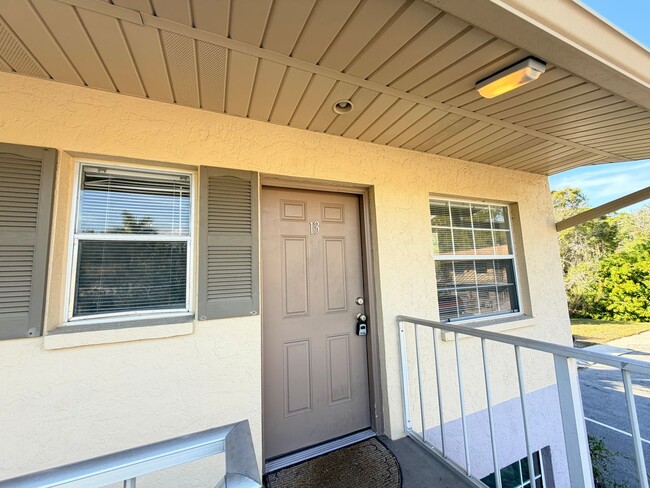 Building Photo - 1 Bedroom 1 Bathroom Available Now!