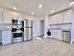 Foto principal - 389 Monmouth St