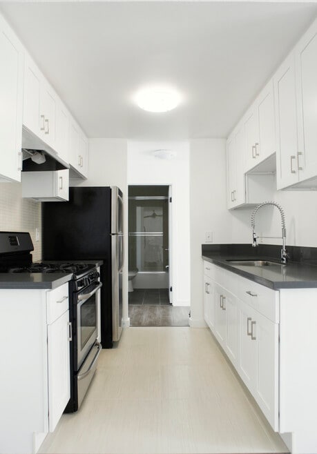 Building Photo - 5837 Virginia Ave