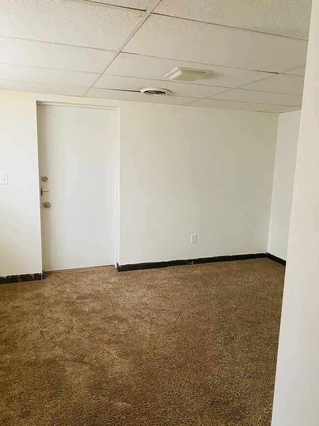 Building Photo - 2 br, 1 bath House - 1558 Kimberly Rd