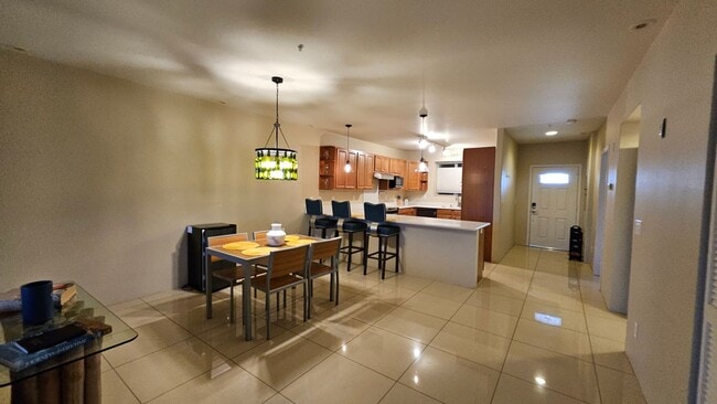 Foto del edificio - Fully furnished 2 bedrooms in Opkea at Lah...