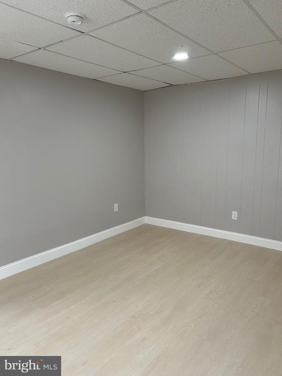 Foto del edificio - 6642 Marsden St