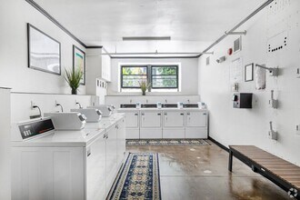 Interior Photo - The Commodore